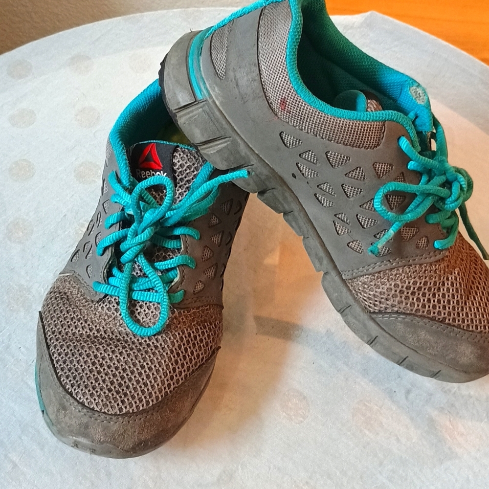 Unti slip gray shoes